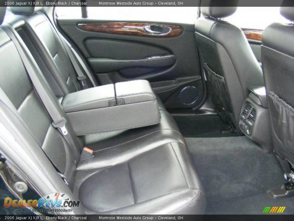 2006 Jaguar XJ XJ8 L Ebony Black / Charcoal Photo #12