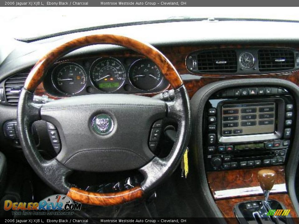 2006 Jaguar XJ XJ8 L Ebony Black / Charcoal Photo #15