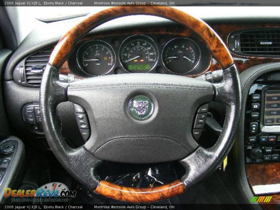 2006 Jaguar XJ XJ8 L Ebony Black / Charcoal Photo #16