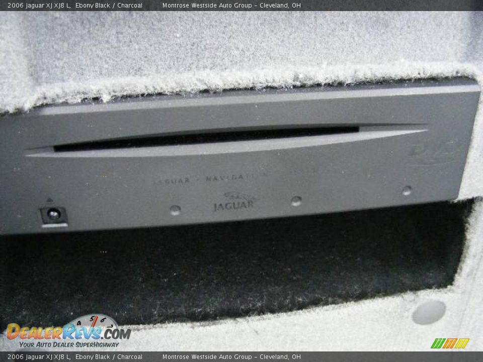 2006 Jaguar XJ XJ8 L Ebony Black / Charcoal Photo #28