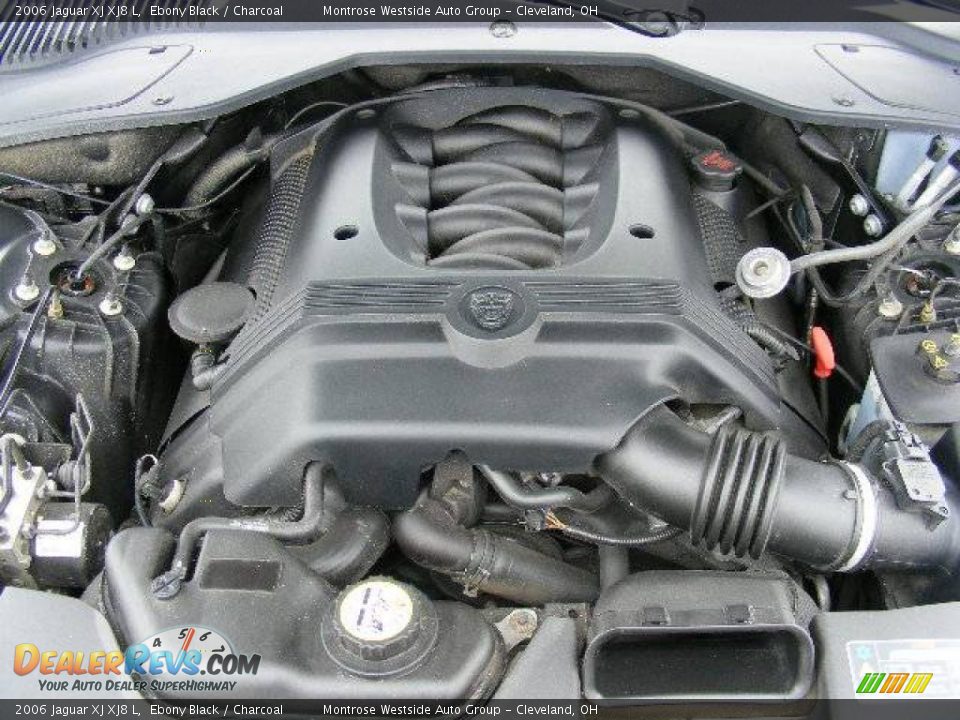 2006 Jaguar XJ XJ8 L Ebony Black / Charcoal Photo #31
