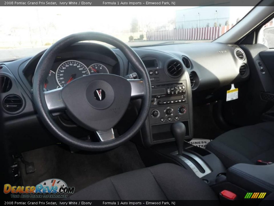 2008 Pontiac Grand Prix Sedan Ivory White / Ebony Photo #5
