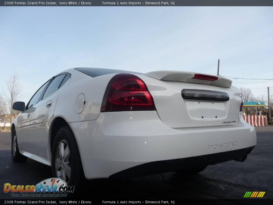 2008 Pontiac Grand Prix Sedan Ivory White / Ebony Photo #14