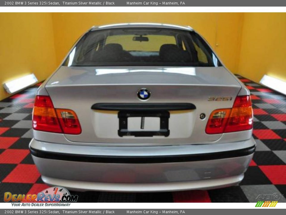 2002 BMW 3 Series 325i Sedan Titanium Silver Metallic / Black Photo #5