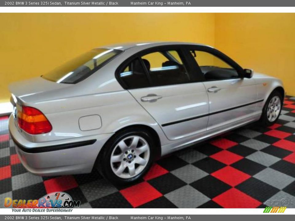 2002 BMW 3 Series 325i Sedan Titanium Silver Metallic / Black Photo #6