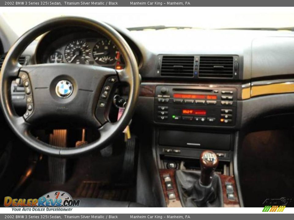 2002 BMW 3 Series 325i Sedan Titanium Silver Metallic / Black Photo #7