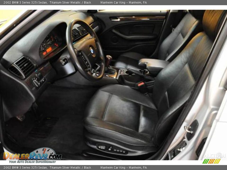 2002 BMW 3 Series 325i Sedan Titanium Silver Metallic / Black Photo #8