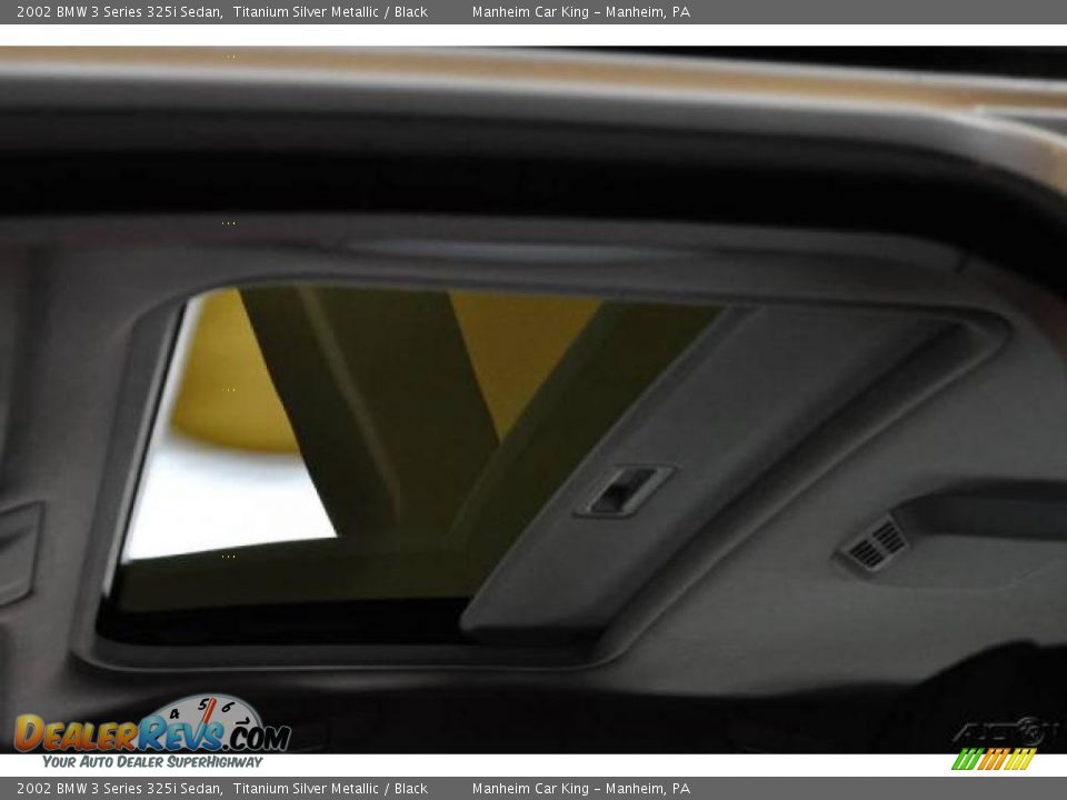 2002 BMW 3 Series 325i Sedan Titanium Silver Metallic / Black Photo #10