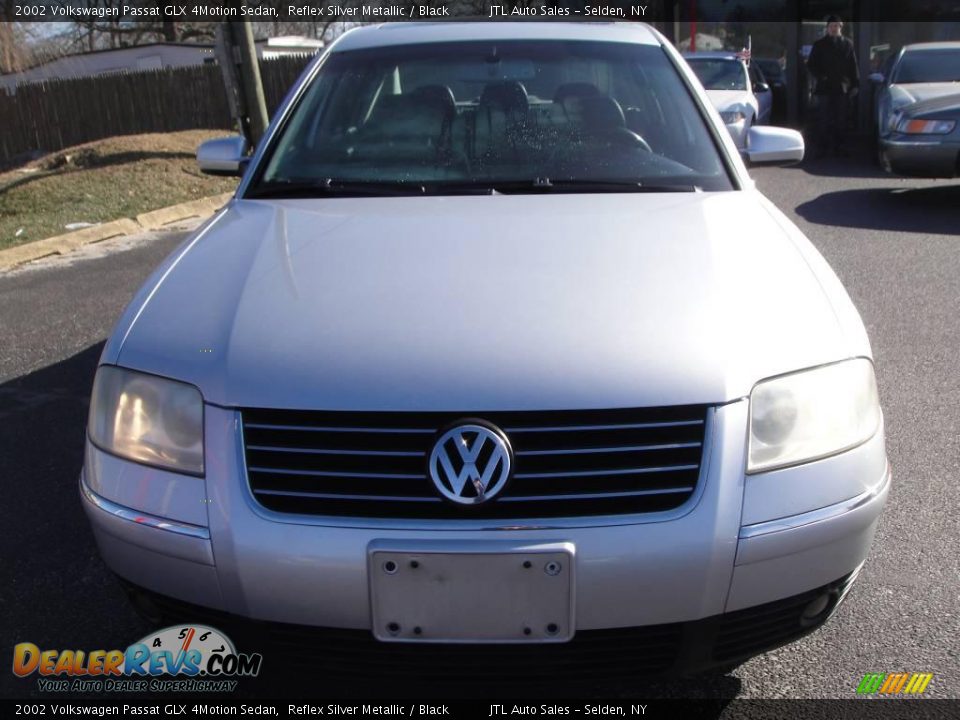 2002 Volkswagen Passat GLX 4Motion Sedan Reflex Silver Metallic / Black Photo #2