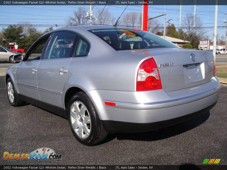 2002 Volkswagen Passat GLX 4Motion Sedan Reflex Silver Metallic / Black Photo #4