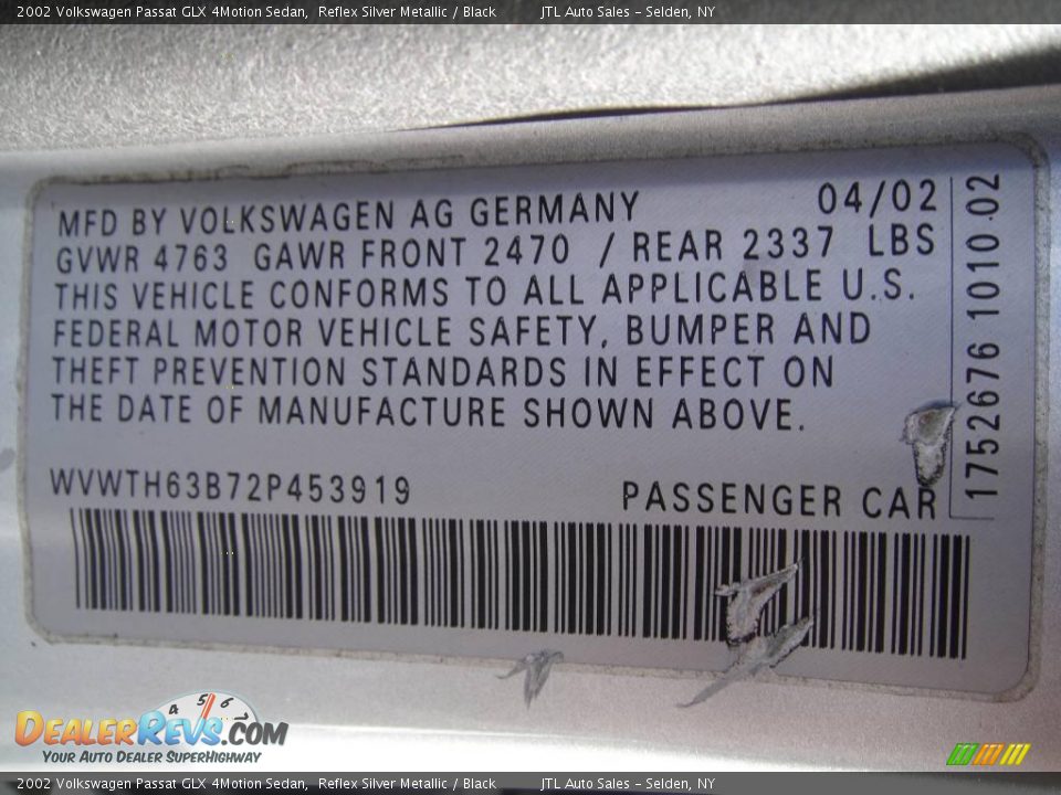 2002 Volkswagen Passat GLX 4Motion Sedan Reflex Silver Metallic / Black Photo #18
