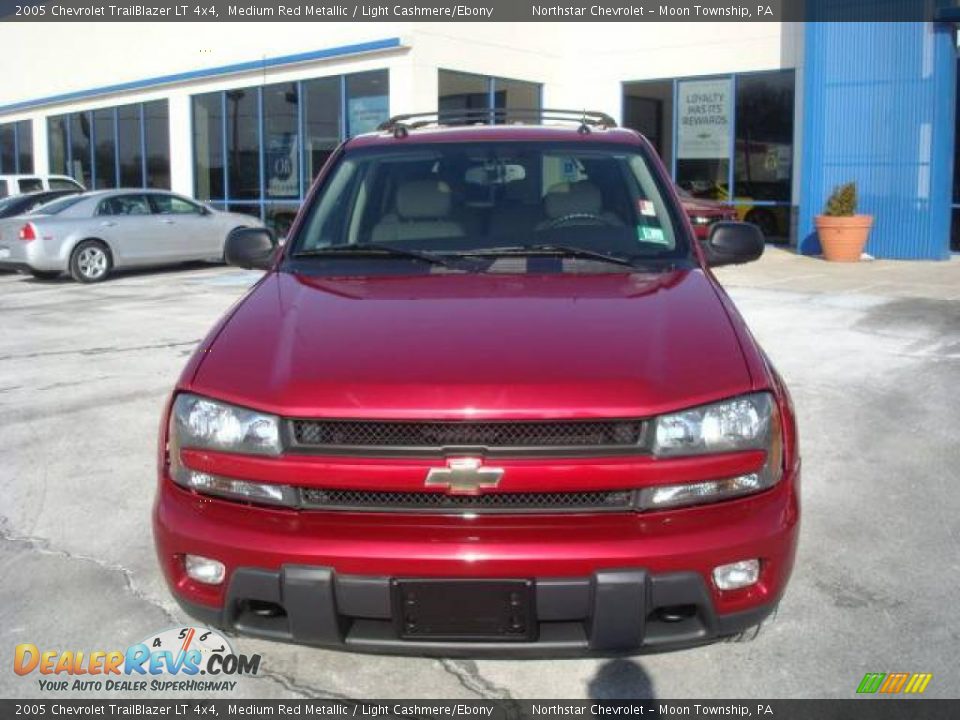 2005 Chevrolet TrailBlazer LT 4x4 Medium Red Metallic / Light Cashmere/Ebony Photo #8