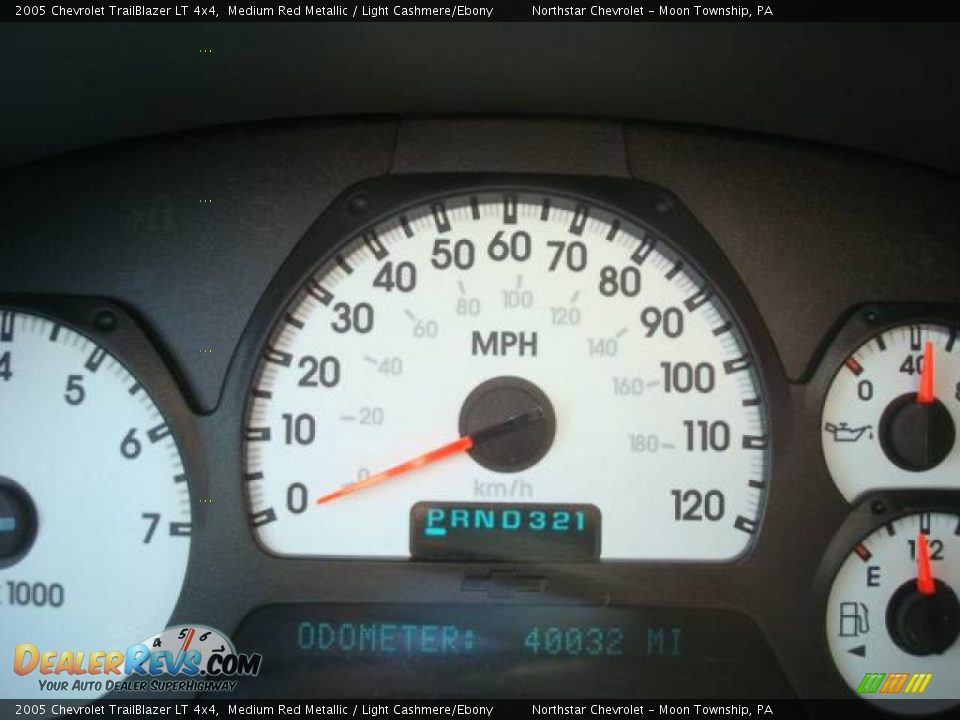 2005 Chevrolet TrailBlazer LT 4x4 Medium Red Metallic / Light Cashmere/Ebony Photo #20