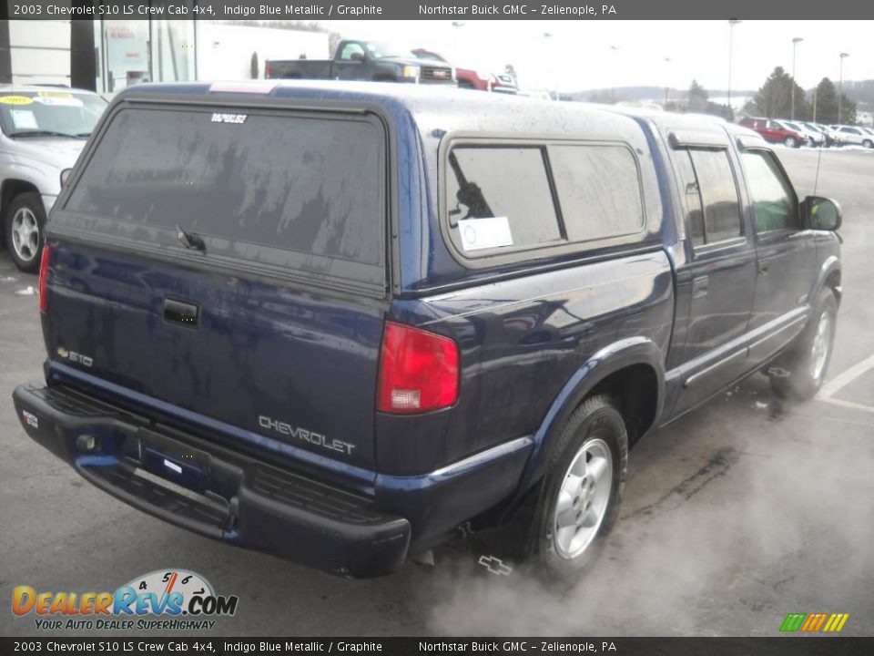 2003 Chevrolet S10 LS Crew Cab 4x4 Indigo Blue Metallic / Graphite Photo #2