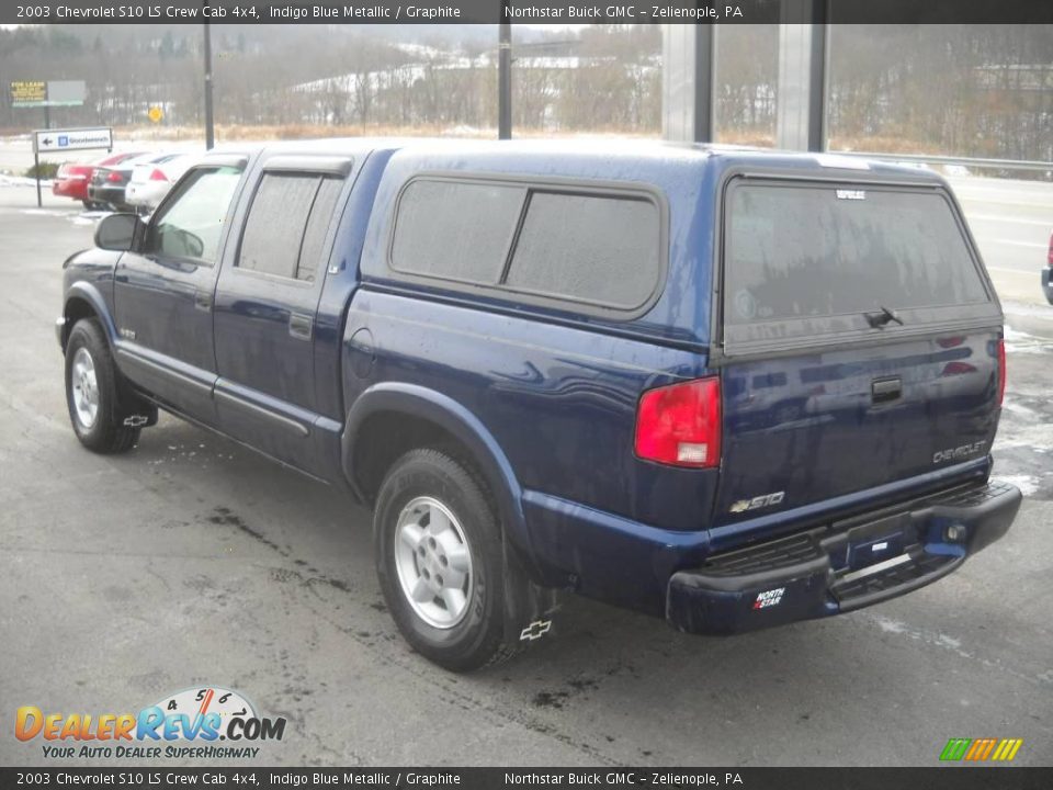 2003 Chevrolet S10 LS Crew Cab 4x4 Indigo Blue Metallic / Graphite Photo #4