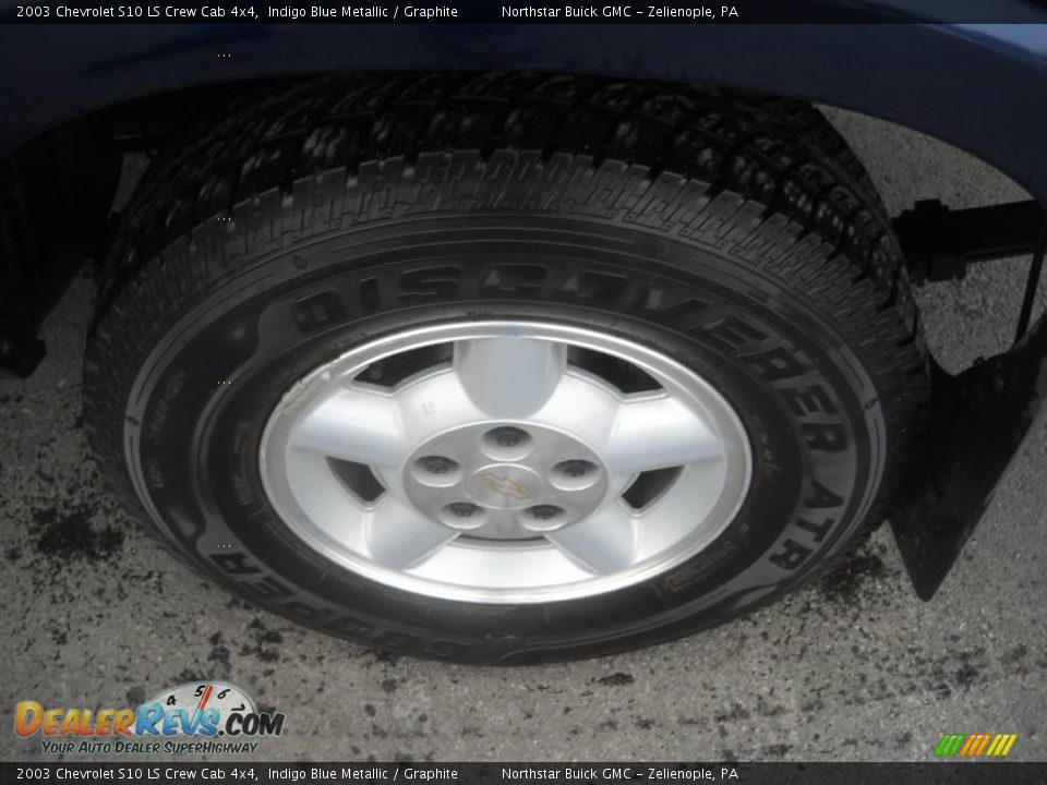 2003 Chevrolet S10 LS Crew Cab 4x4 Indigo Blue Metallic / Graphite Photo #12