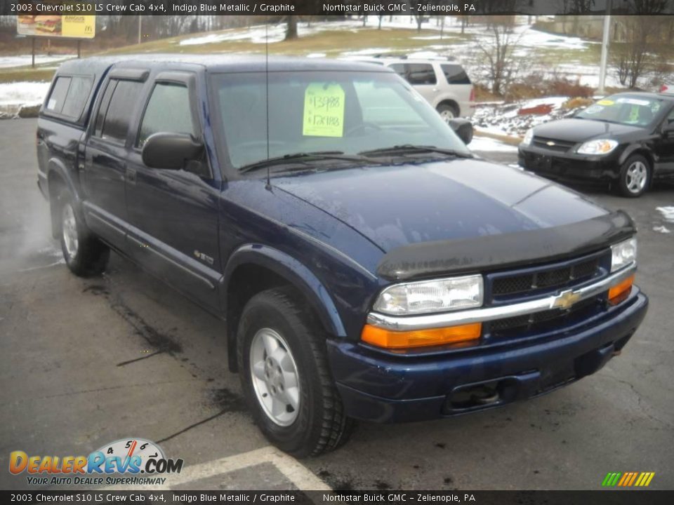2003 Chevrolet S10 LS Crew Cab 4x4 Indigo Blue Metallic / Graphite Photo #16