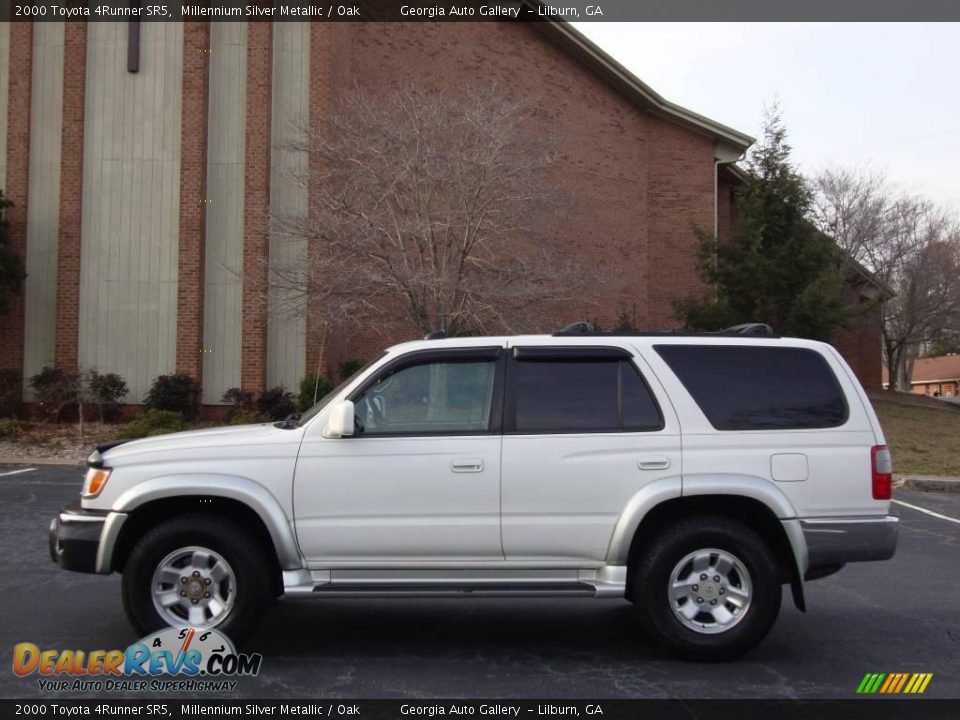 2000 Toyota 4Runner SR5 Millennium Silver Metallic / Oak Photo #6