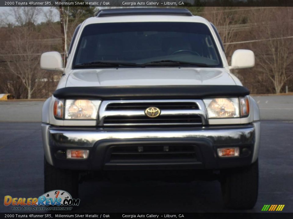 2000 Toyota 4Runner SR5 Millennium Silver Metallic / Oak Photo #7