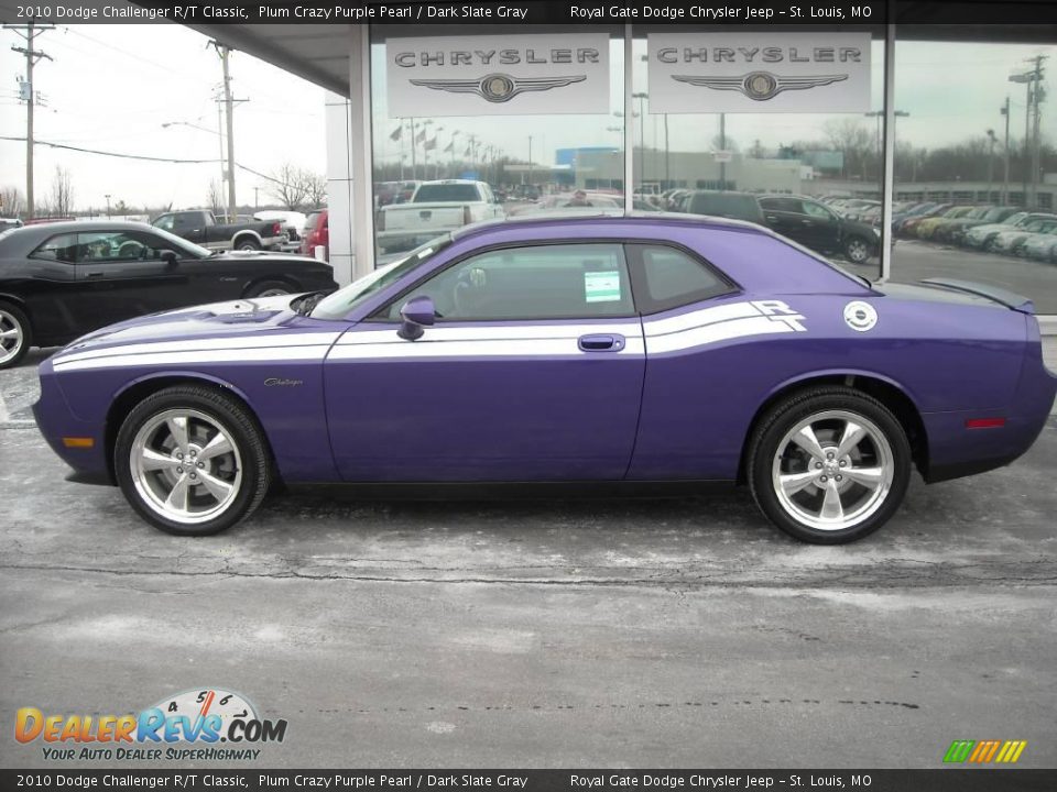 2010 Dodge Challenger R/T Classic Plum Crazy Purple Pearl / Dark Slate Gray Photo #7