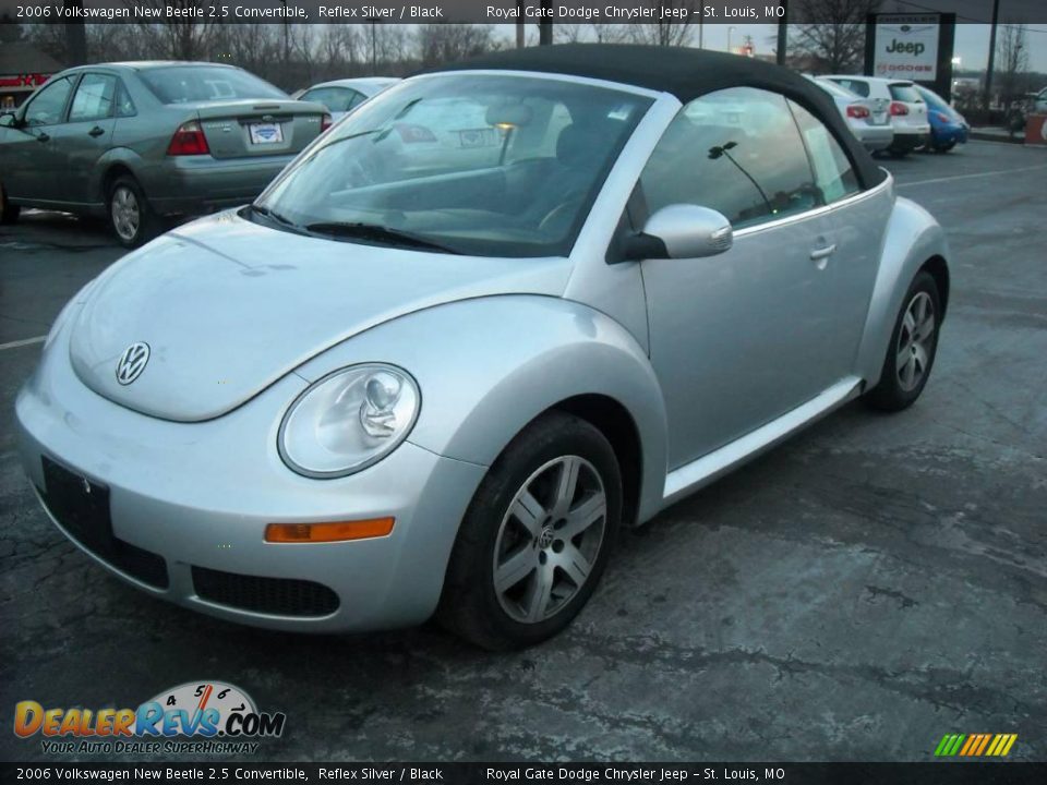 2006 Volkswagen New Beetle 2.5 Convertible Reflex Silver / Black Photo #1