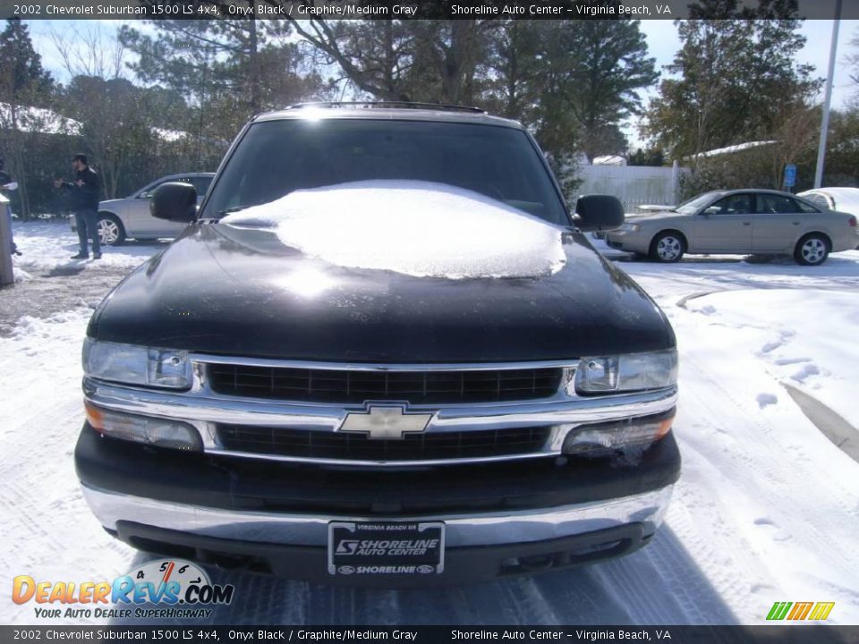 2002 Chevrolet Suburban 1500 LS 4x4 Onyx Black / Graphite/Medium Gray Photo #1