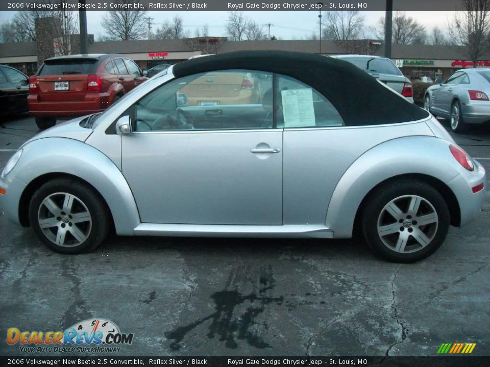 2006 Volkswagen New Beetle 2.5 Convertible Reflex Silver / Black Photo #8