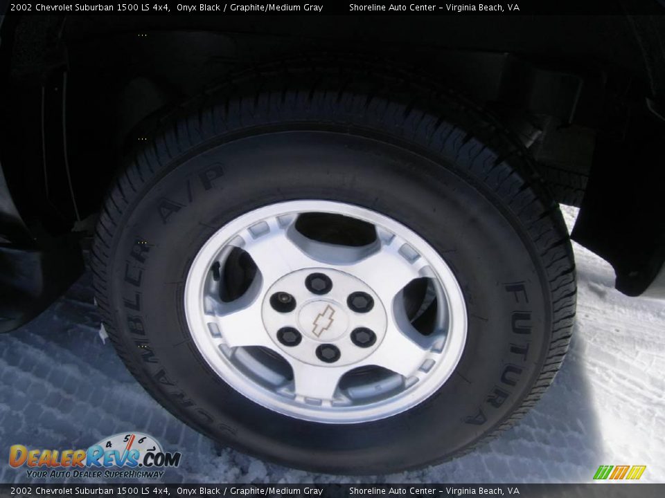 2002 Chevrolet Suburban 1500 LS 4x4 Onyx Black / Graphite/Medium Gray Photo #24