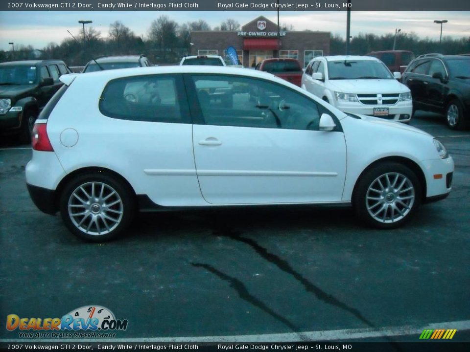 2007 Volkswagen GTI 2 Door Candy White / Interlagos Plaid Cloth Photo #4