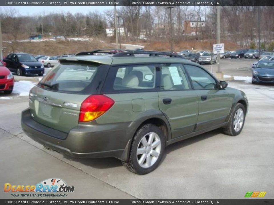 2006 Subaru Outback 2.5i Wagon Willow Green Opalescent / Taupe Photo #2