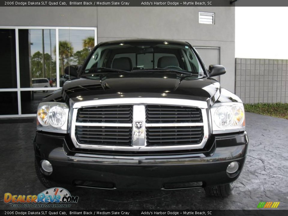 2006 Dodge Dakota SLT Quad Cab Brilliant Black / Medium Slate Gray Photo #3
