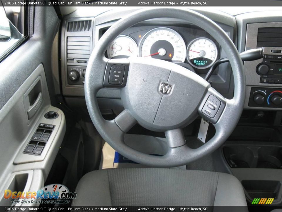 2006 Dodge Dakota SLT Quad Cab Brilliant Black / Medium Slate Gray Photo #19