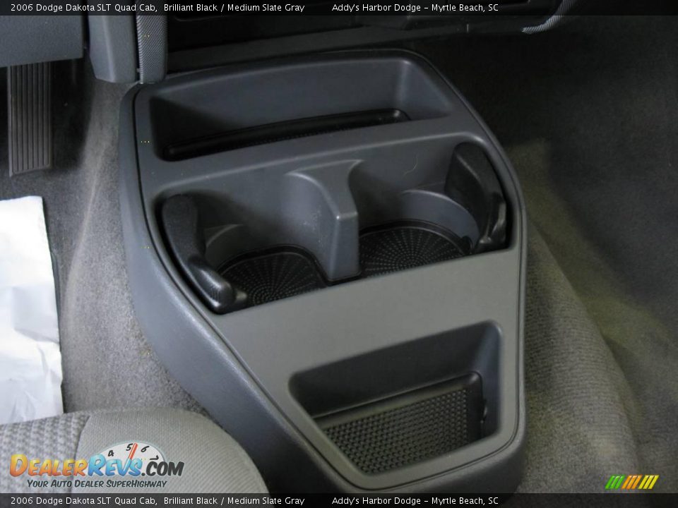 2006 Dodge Dakota SLT Quad Cab Brilliant Black / Medium Slate Gray Photo #22