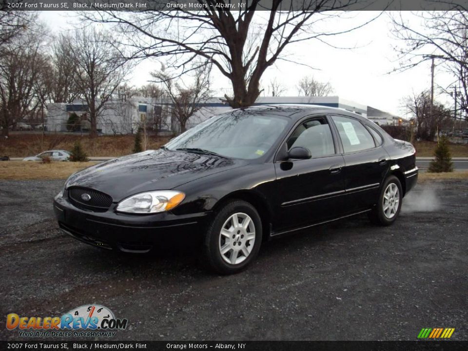 2007 Ford Taurus SE Black / Medium/Dark Flint Photo #2