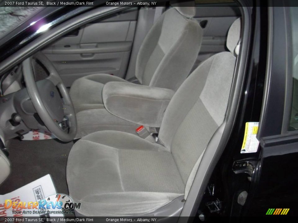 2007 Ford Taurus SE Black / Medium/Dark Flint Photo #7