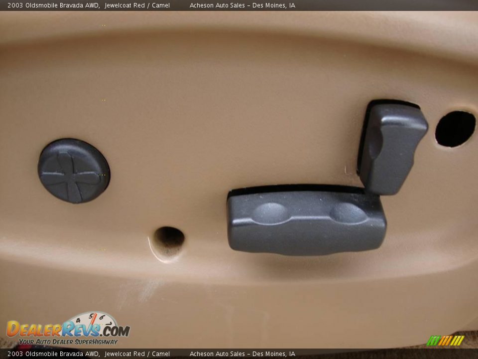 2003 Oldsmobile Bravada AWD Jewelcoat Red / Camel Photo #12