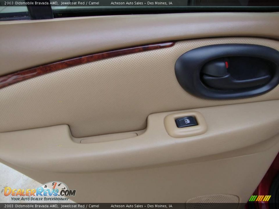 2003 Oldsmobile Bravada AWD Jewelcoat Red / Camel Photo #23