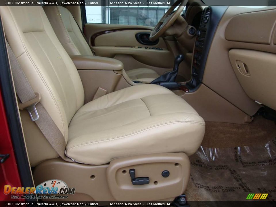 2003 Oldsmobile Bravada AWD Jewelcoat Red / Camel Photo #35
