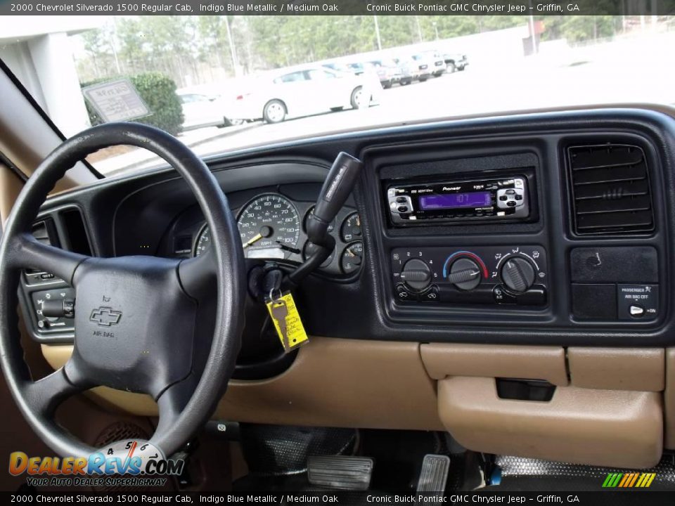 2000 Chevrolet Silverado 1500 Regular Cab Indigo Blue Metallic / Medium Oak Photo #14