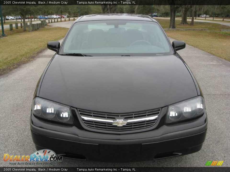2005 Chevrolet Impala Black / Medium Gray Photo #1
