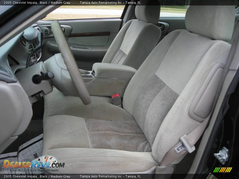 2005 Chevrolet Impala Black / Medium Gray Photo #22