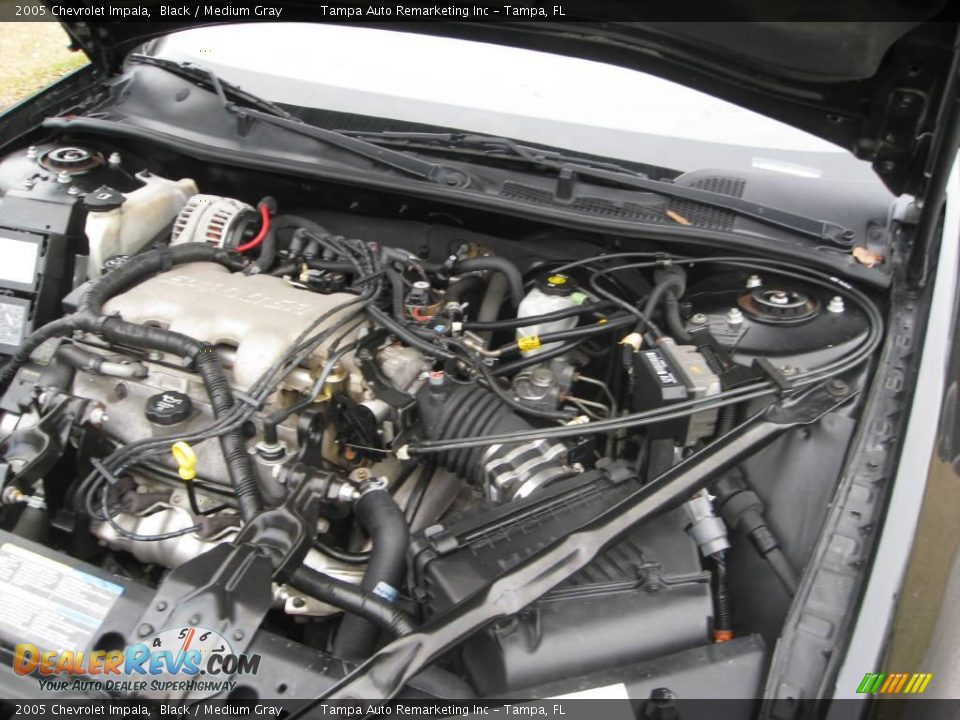 2005 Chevrolet Impala Black / Medium Gray Photo #33