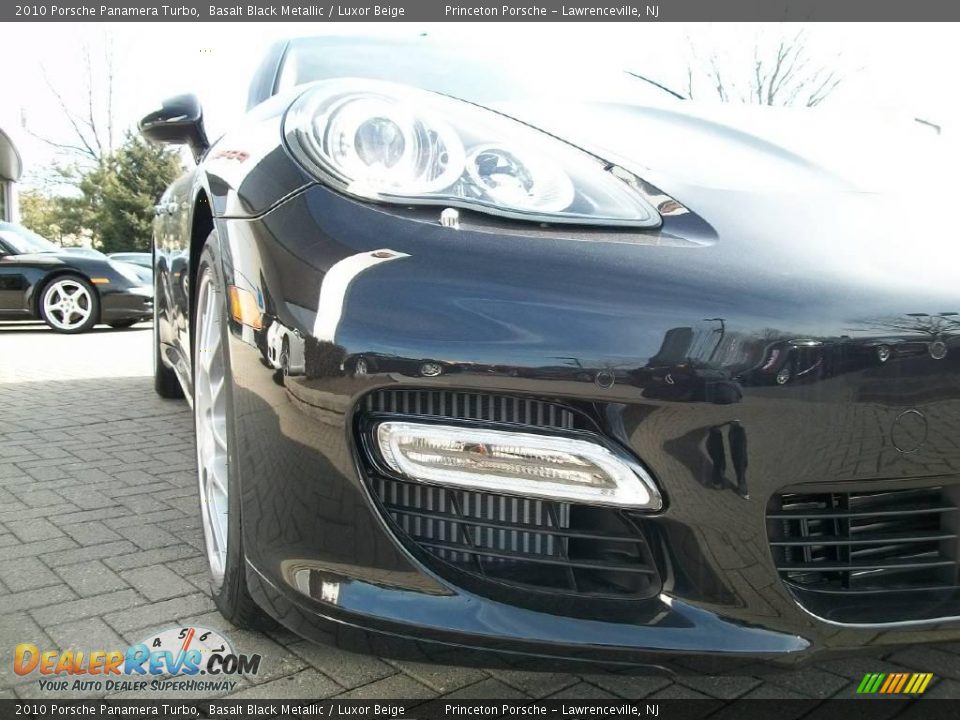 2010 Porsche Panamera Turbo Basalt Black Metallic / Luxor Beige Photo #32