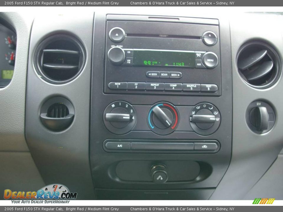 2005 Ford F150 STX Regular Cab Bright Red / Medium Flint Grey Photo #7