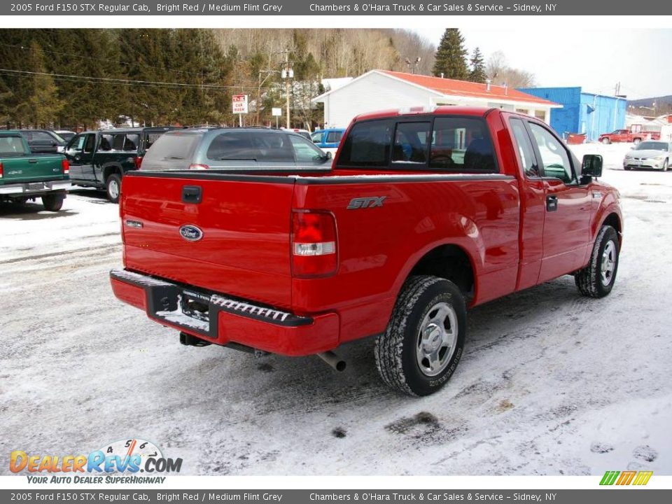 2005 Ford F150 STX Regular Cab Bright Red / Medium Flint Grey Photo #9