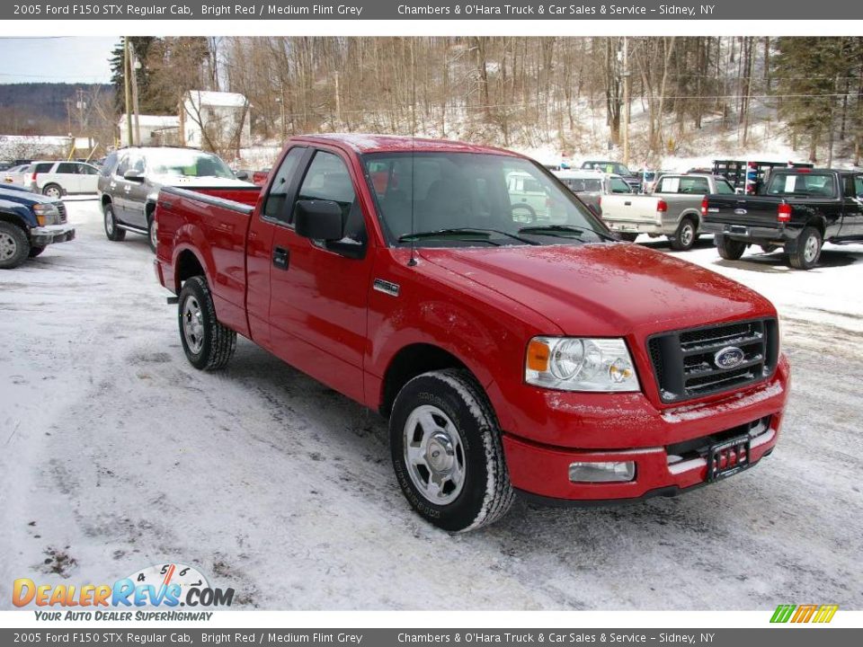 2005 Ford F150 STX Regular Cab Bright Red / Medium Flint Grey Photo #13