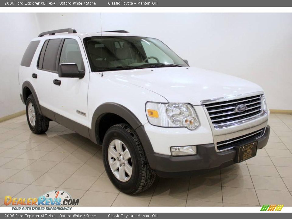 2006 Ford Explorer XLT 4x4 Oxford White / Stone Photo #1