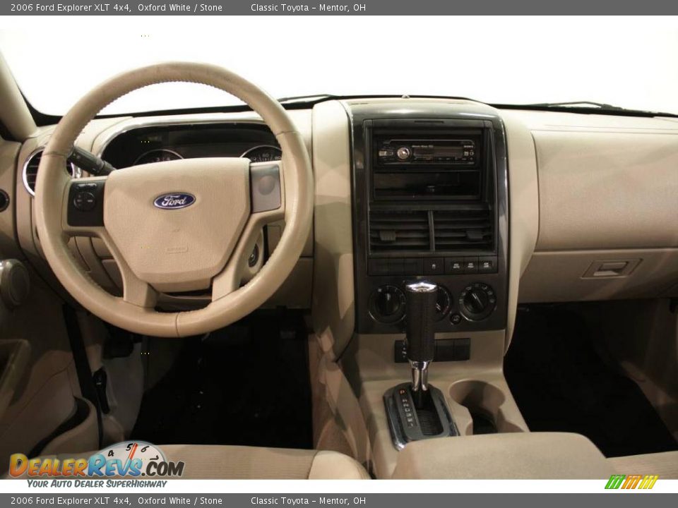 2006 Ford Explorer XLT 4x4 Oxford White / Stone Photo #18