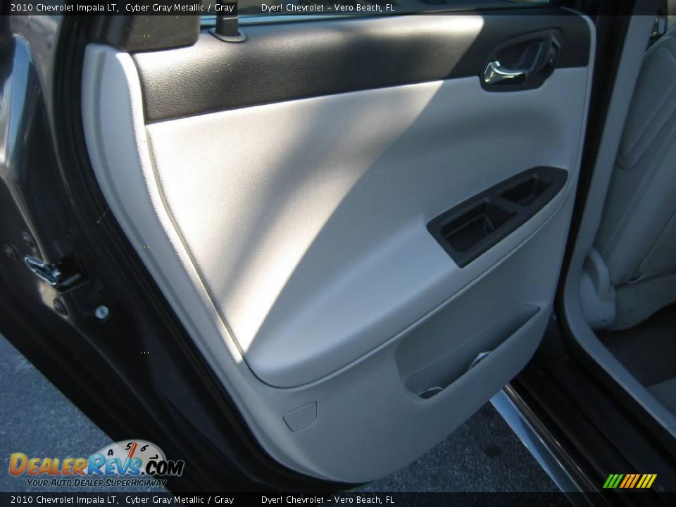 2010 Chevrolet Impala LT Cyber Gray Metallic / Gray Photo #6