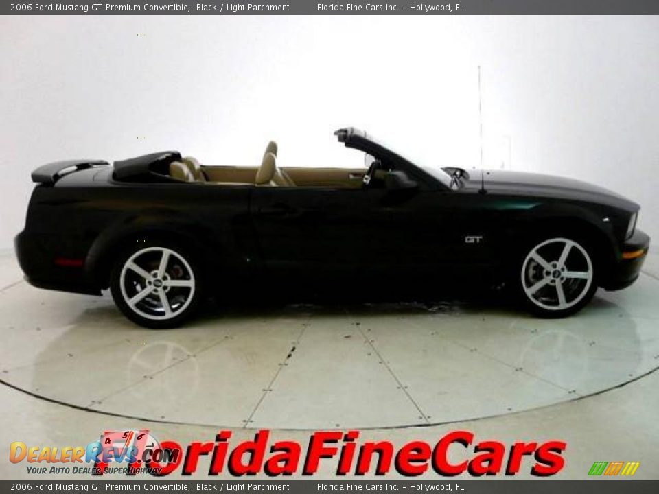 2006 Ford Mustang GT Premium Convertible Black / Light Parchment Photo #4